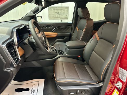New 2026 GMC Canyon AT4 w/ Technology Plus Package image 4