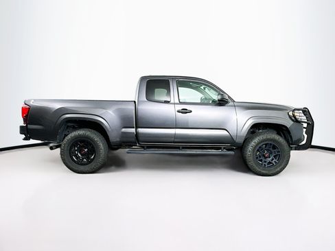 Used 2022 Toyota Tacoma SR RWD image 10