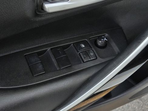 Used 2023 Toyota Corolla XLE image 10