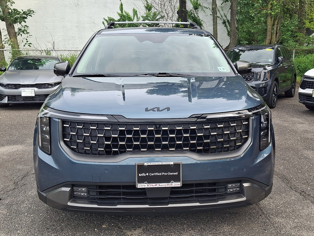 Used 2026 Kia Carnival SX w/ SX Dark Edition Package FWD image 14