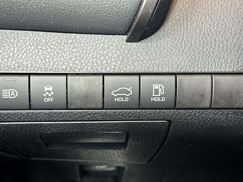 Used 2024 Toyota Camry LE w/ Convenience Package FWD image 29