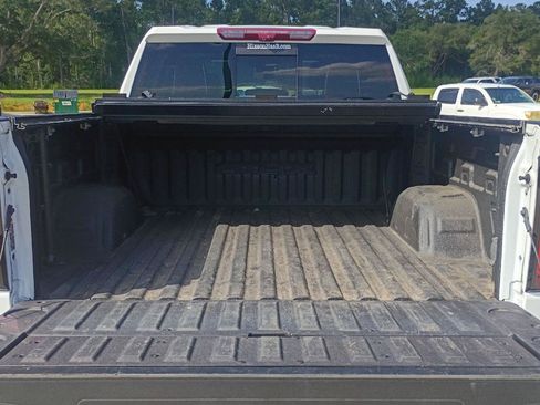 Used 2024 GMC Sierra 1500 AT4X AWD/4WD image 16