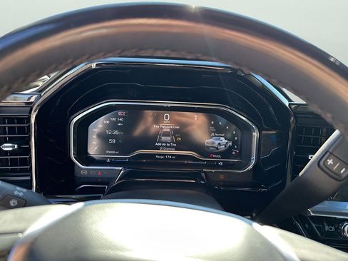 Used 2024 GMC Sierra 1500 Elevation w/ LPO, Elevation Black Package image 33