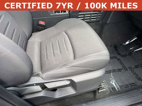 Used 2024 Toyota Tacoma TRD Off-Road AWD/4WD image 10