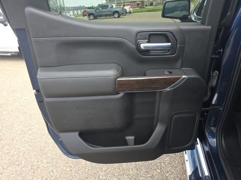 Used 2020 GMC Sierra 1500 SLE w/ SLE Convenience Package AWD/4WD image 37