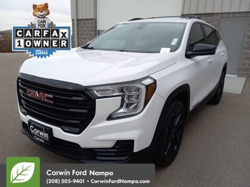 Used 2023 GMC Terrain SLE w/ Driver Convenience Package image 7