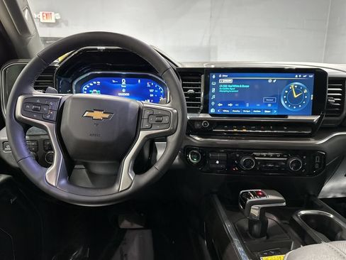 Certified 2023 Chevrolet Silverado 1500 LTZ AWD/4WD image 9