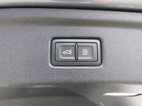 Used 2018 Audi A5 2.0T Premium Plus w/ Premium Plus image 19