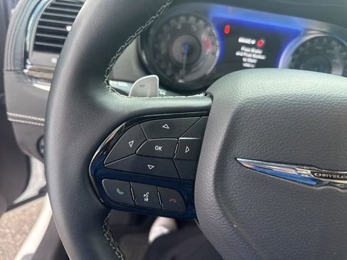 Used 2023 Chrysler 300 C RWD image 25