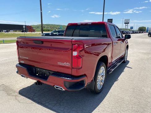 Used 2024 Chevrolet Silverado 1500 High Country w/ Technology Package AWD/4WD image 6