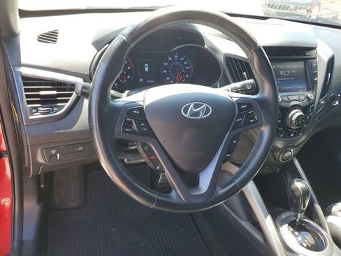 Used 2016 Hyundai Veloster Turbo FWD image 11