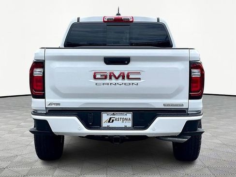 New 2026 GMC Canyon Elevation w/ Convenience Package image 5