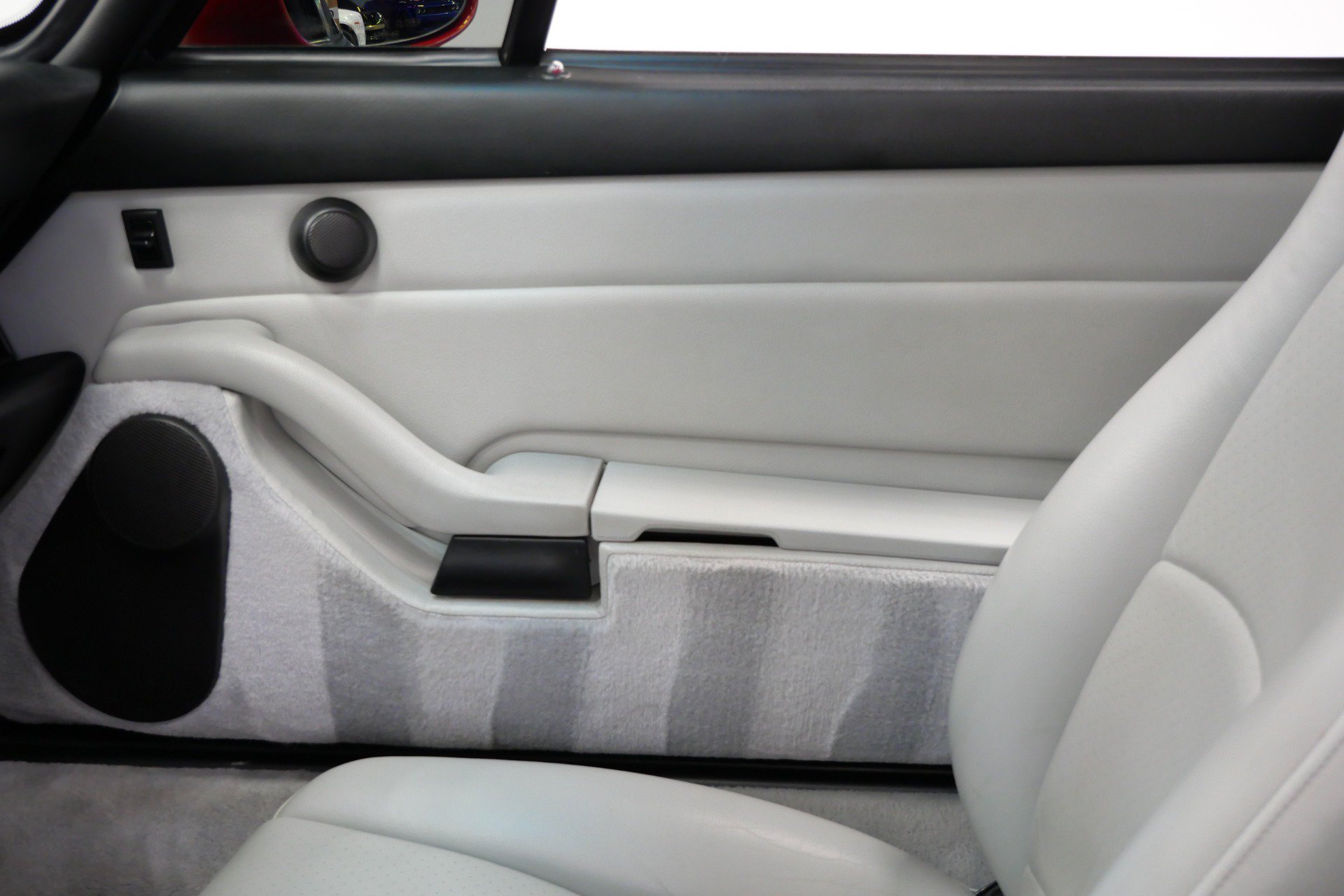Used 1996 Porsche 911 GT3 RS image 39