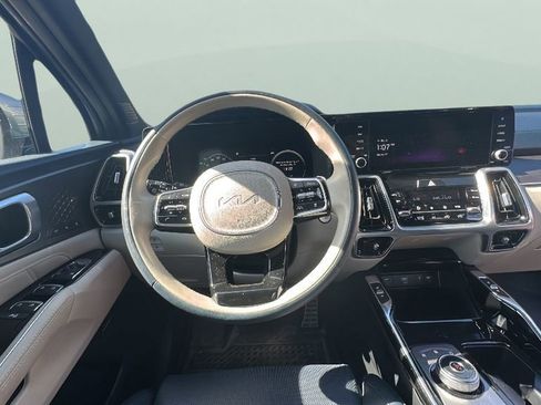 Used 2023 Kia Sorento SX Prestige image 30