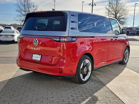 New 2025 Volkswagen ID. Buzz Pro S Plus AWD/4WD image 4