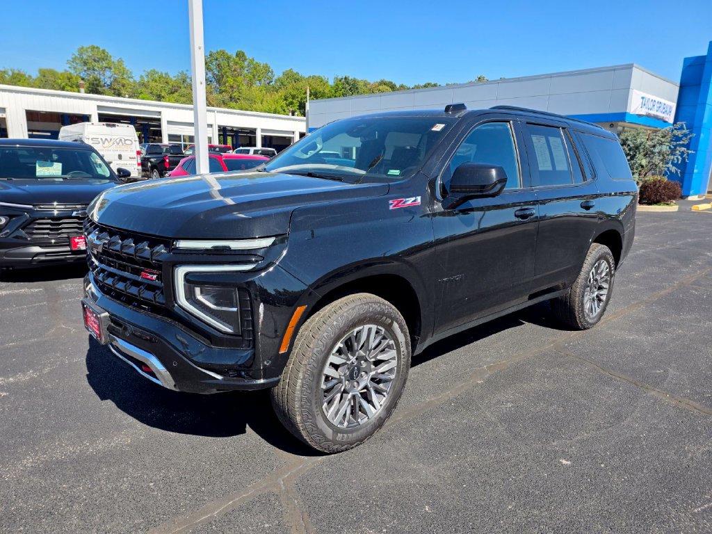 Used 2025 Chevrolet Tahoe Z71 AWD/4WD image 5