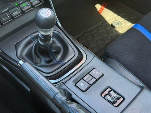 Used 2025 Subaru BRZ tS RWD image 12