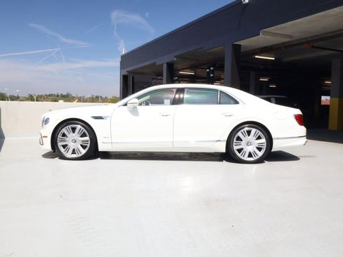 New 2026 Bentley Flying Spur Plug-In Hybrid AWD/4WD image 2