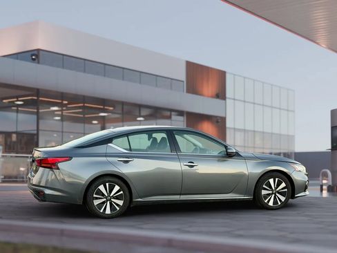 Used 2019 Nissan Altima 2.5 SL image 11