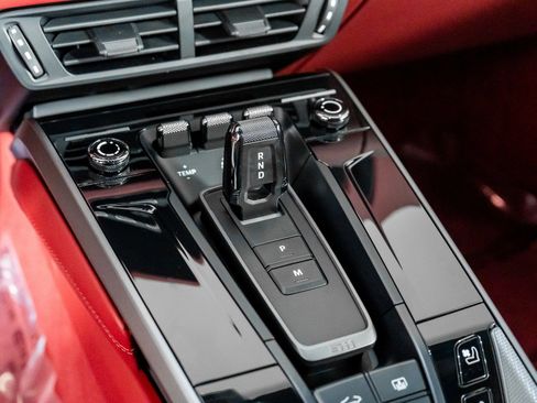 Used 2025 Porsche 911 Carrera S w/ Premium Package image 31