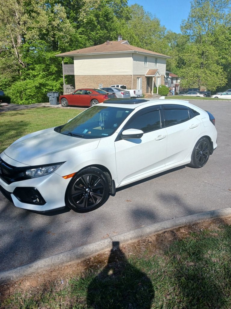 Used 2017 Honda Civic EX image 1