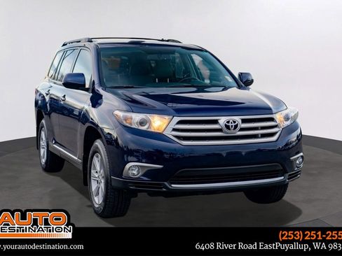 Used 2013 Toyota Highlander SE image 1