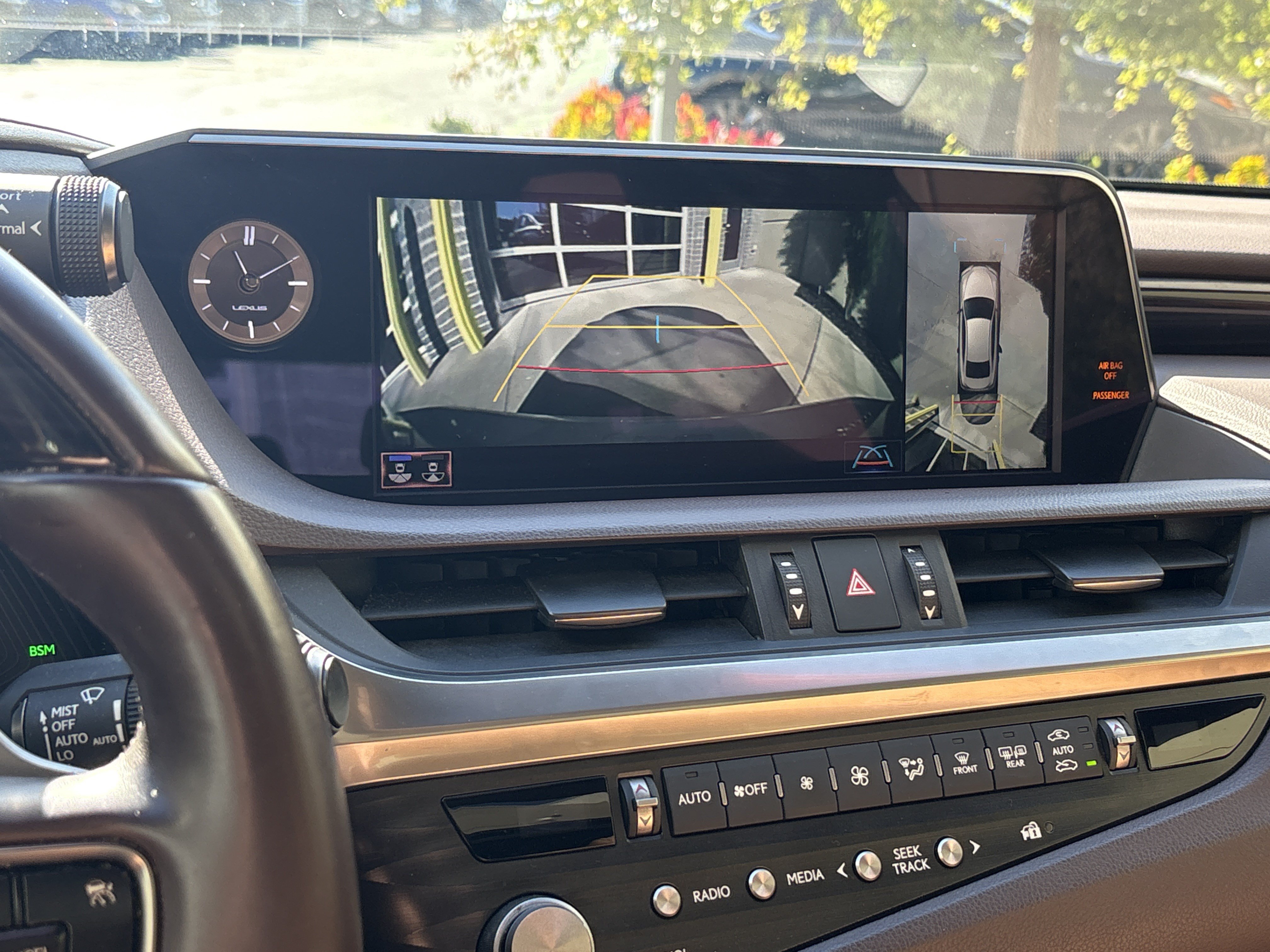 Used 2021 Lexus ES 300h w/ Accessory Package 2 FWD image 25