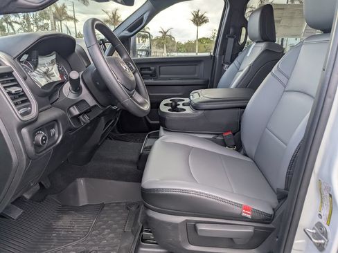 New 2026 RAM 2500 Tradesman AWD/4WD image 13