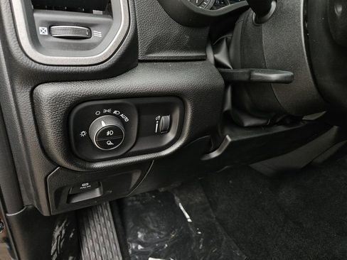 New 2026 RAM 1500 Classic Warlock AWD/4WD image 15