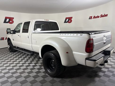 Used 2015 Ford F350 Platinum image 4