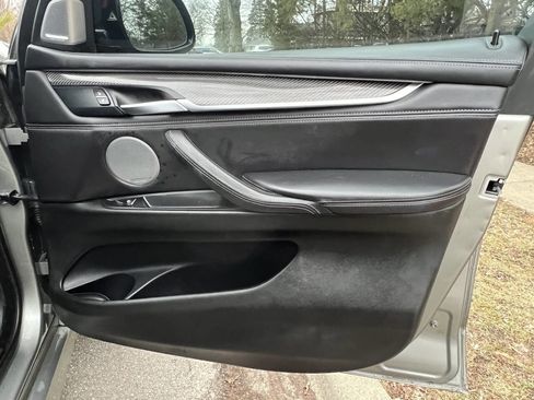 Used 2016 BMW X5 M image 27