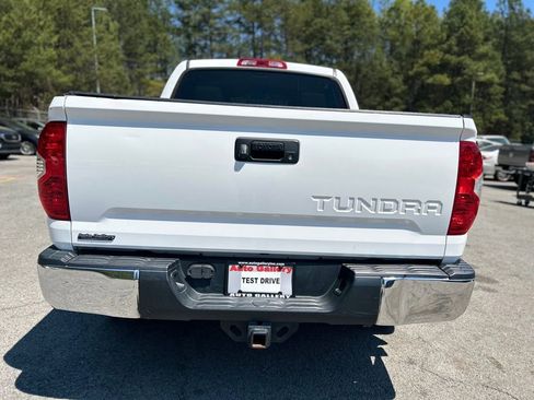 Used 2018 Toyota Tundra SR5 w/ SR5 Upgrade Package image 6