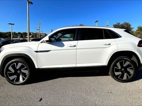 New 2026 Volkswagen Atlas Cross Sport SEL image 8