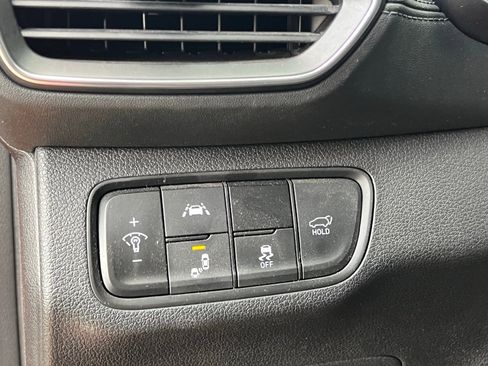 Used 2020 Hyundai Santa Fe SEL w/ Convenience Package image 28