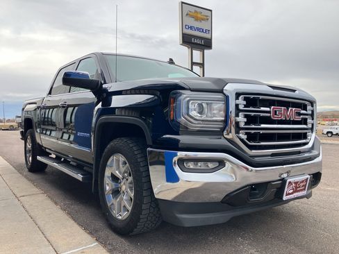 Used 2018 GMC Sierra 1500 SLT w/ SLT Premium Package image 1