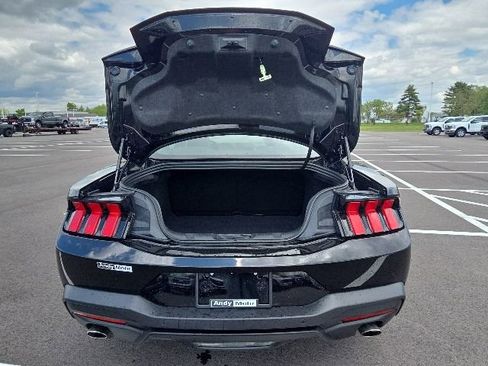 Used 2024 Ford Mustang Premium RWD image 10