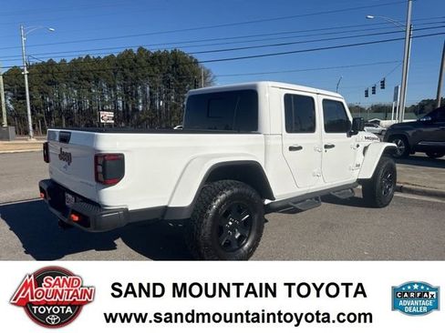 Used 2021 Jeep Gladiator Mojave image 3