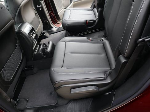 New 2025 Jeep Grand Cherokee L Limited AWD/4WD image 13