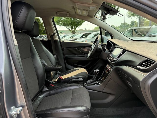 Used 2020 Buick Encore Preferred FWD image 13