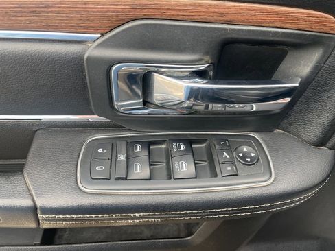 Used 2018 RAM 2500 Laramie AWD/4WD image 28
