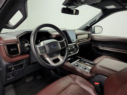 Used 2024 Ford Expedition Max Limited image 17