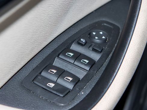 Used 2020 BMW X1 sDrive28i w/ Convenience Package image 27