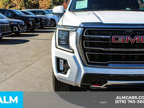 Used 2024 GMC Yukon AT4 image 11