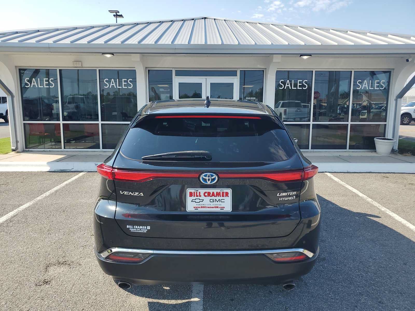 Used 2022 Toyota Venza Limited AWD/4WD image 4