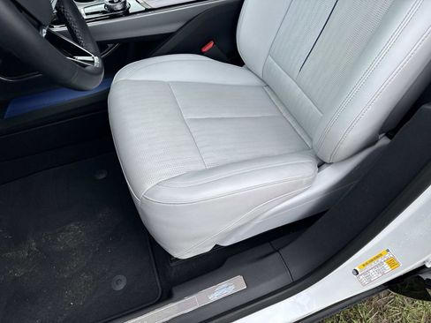 Used 2024 Cadillac Lyriq Luxury RWD image 18
