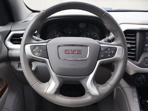 Used 2019 GMC Acadia SLE FWD image 14