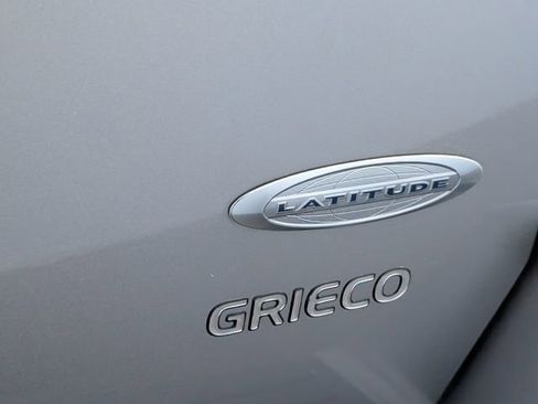 Used 2016 Jeep Compass Latitude w/ Sun/Sound Group image 13