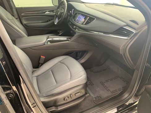 Used 2023 Buick Enclave Essence w/ Experience Buick Package image 15