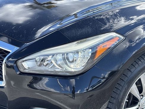 Used 2015 INFINITI Q70 3.7 image 6
