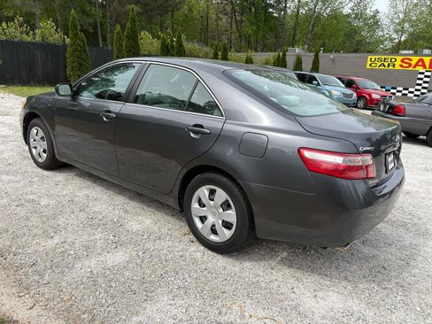 Used 2007 Toyota Camry LE FWD image 5